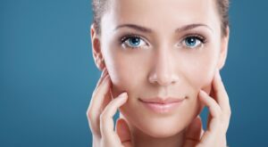 ¿Cómo influye el ADN y el componente genético en el envejecimiento de nuestra piel?