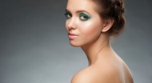 ¡Se acabó el reinado de los nude! Llega la revolución de los tropical eyes