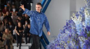 Raf Simons se despide de Dior y nos deja 32 looks inolvidables