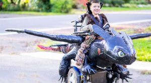 Un padre diseña increíbles disfraces adaptados para niños en sillas de ruedas