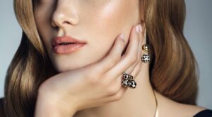 Brilla en Navidad con las mejores joyas para estas fiestas