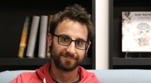 Dani Rovira tiene agujetas (en las alas)