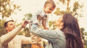 Infografía: permiso de maternidad y paternidad en Europa, ¿cuánto dura en cada país?