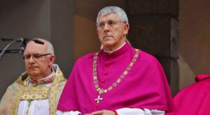 El arzobispo de Toledo vincula la violencia machista con que las mujeres pidan el divorcio