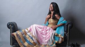 Laxmi Agarwal, víctima de un ataque con ácido, protagoniza una campaña de moda