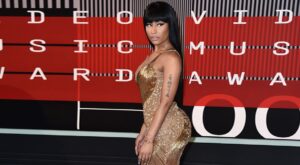 ¡Arriba esos glúteos! Famosas operadas del trasero