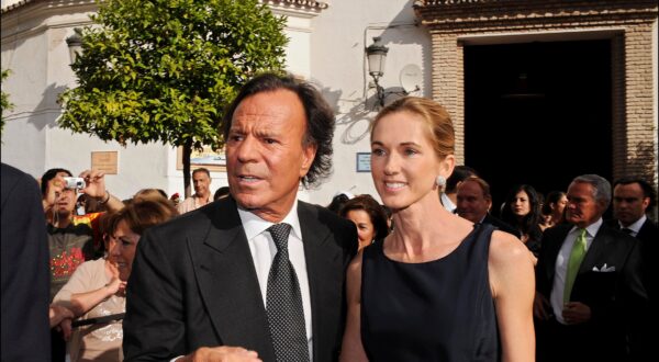 ¡La edad no importa! Parejas de famosos que se llevan un porrón de años