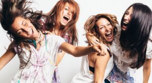 15 prendas absurdas que todos compramos de adolescentes