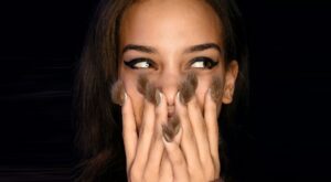 Uñas peludas, la tendencia más desagradable