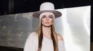 Homenaje a la tradición sueca y a la fortaleza femenina en el desfile de H&M Studio