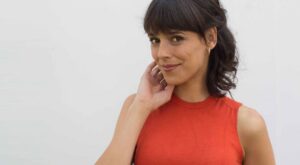 Belén Cuesta nos cuenta los entresijos de ‘El Pregón’, la comedia española de esta temporada