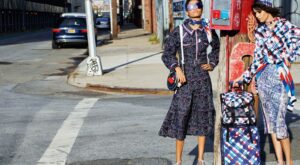 El selecto equipaje de cabina de Chanel​