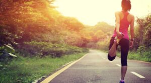 ¡Pierde calorías sin perder dinero! Los 8 deportes más baratos