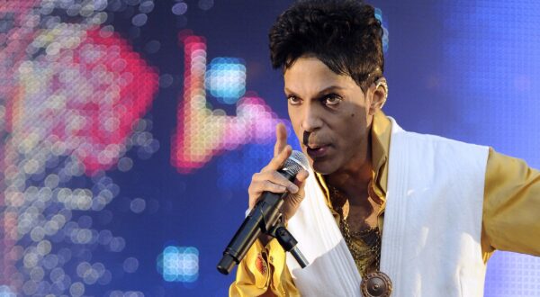 Muere Prince a los 57 años: su vida en imágenes