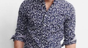 Las camisas de flores también son para los chicos