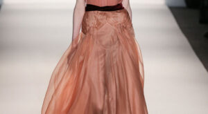 Jenny Packham – New York Fashion Week Otoño Invierno 2013-2014