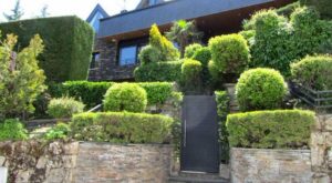 Así es el palacete que Carlos Lozano vende por un millón de euros