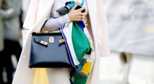 «Despedida por no llevar tacones», ¿son sexistas los «códigos de indumentaria» en las empresas?