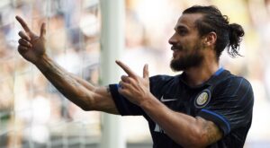 La fusión de moño y barba te hará perder el control