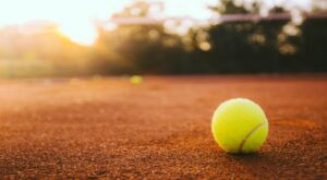 ¡Prepara la raqueta! Te contamos todos los beneficios de practicar tenis