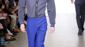 El azul Klein vuelve en la temporada Primavera Verano 2014