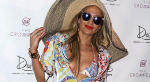 Jennifer Lopez inaugura el verano con el peor look de la semana