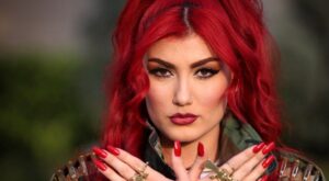 Helly Luv, la cantante kurda que desafía al Daesh con sus canciones