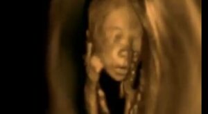 [Vídeo] ¡Increíble pero cierto! Los movimientos de un feto dentro del vientre materno