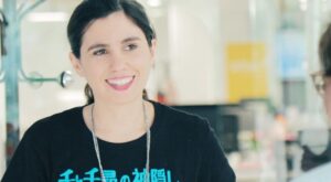 ¡Así fue el #acústicoVIP de Javiera Mena en nuestras oficinas!