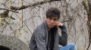 Óscar Casas, el hermano pequeño de Mario Casas que enamora a las jóvenes