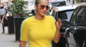 Rita Ora a lo Pokémon Go, peor look de la semana