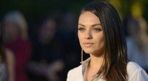 «Si no te gusta, no mires»: las famosas reivindican la lactancia materna en público