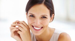 Lo que has de saber antes de comprar cosméticos anti envejecimiento