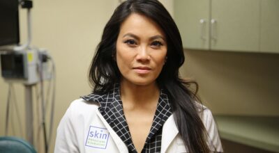 ¿Por qué esta dermatóloga se ha hecho viral en internet?