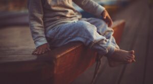 Zapatos imprescindibles para los peques esta temporada