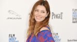 Jessica Biel, una mamá muy ocupada, reta desde Instagram al resto del mundo