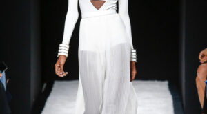 Balmain – París Fashion Week P/V 2015