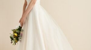 ¿Comprarías tu vestido de novia por internet?