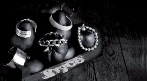 Pulseras de brazo armado