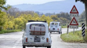 Un viaje a la Toscana en coche antiguo