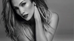 Así de espectacular está Jennifer Lopez en su 45 cumpleaños