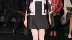 Alexander McQueen – París Fashion Week P/V 2015