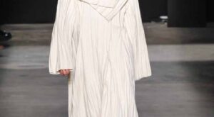 Narciso Rodriguez otoño-invierno 2016/17