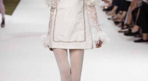 Giambattista Valli Alta Costura París otoño-invierno 2016/17