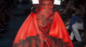 Moschino Primavera-Verano 2017