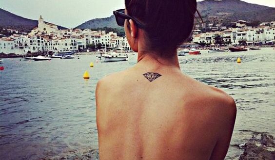 ¡Brilla con luz propia con estos tatuajes de diamantes!