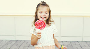 ¡Ficha sus looks más cálidos! Las tendencias mini que reinarán esta temporada