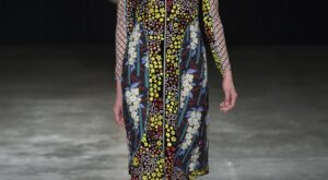 Mary Katrantzou otoño-invierno 2017/2018 London Fashion Week