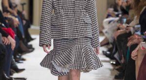 Giambattista Valli otoño-invierno 2017/2018 Paris Fashion Week