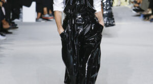 Balmain pone el acento ochentero a la Paris Fashion Week